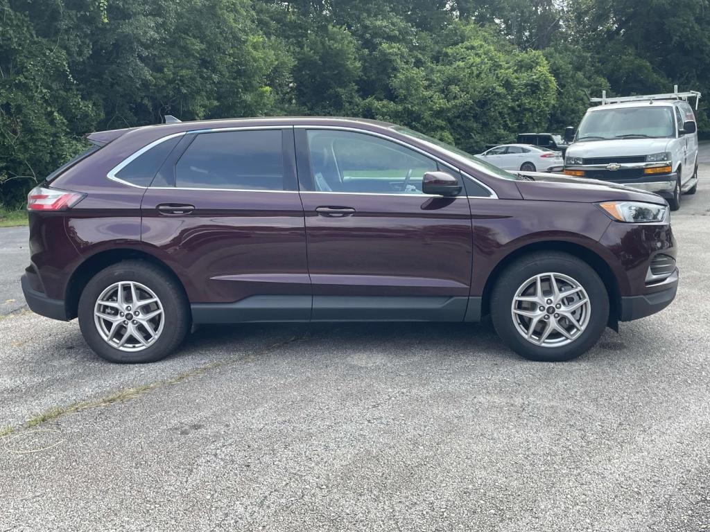 used 2024 Ford Edge car, priced at $20,354