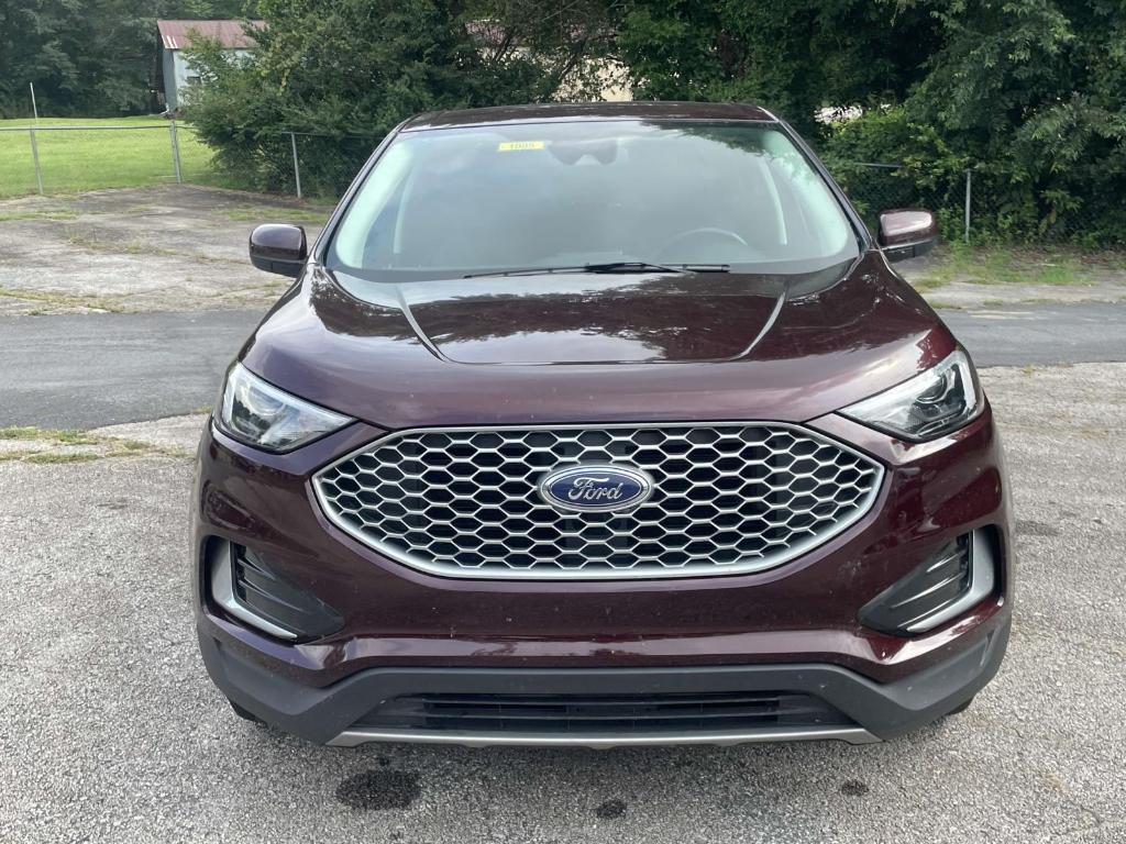 used 2024 Ford Edge car, priced at $20,354