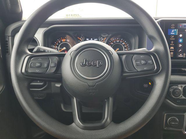 new 2025 Jeep Wrangler car, priced at $37,683
