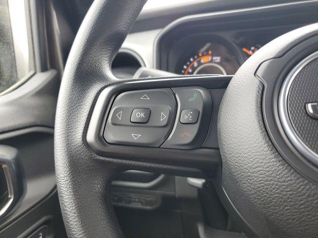 new 2025 Jeep Wrangler car, priced at $37,683