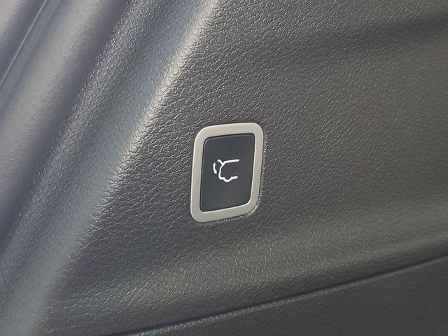 new 2025 Chrysler Pacifica car, priced at $48,911