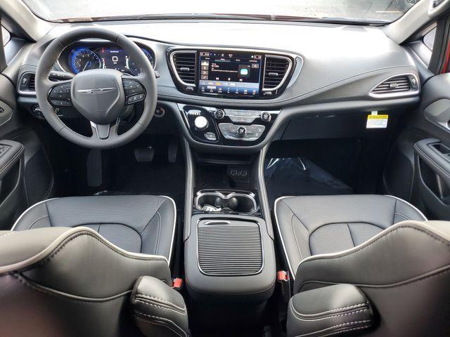 new 2025 Chrysler Pacifica car, priced at $48,911