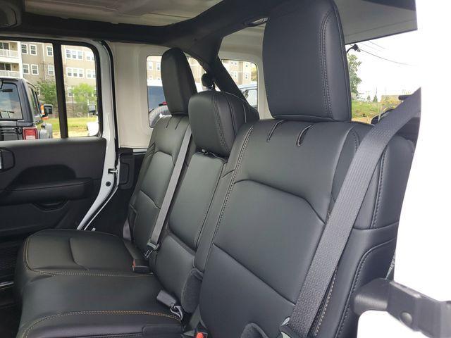 new 2025 Jeep Wrangler car, priced at $51,350