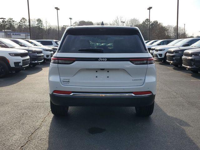 new 2025 Jeep Grand Cherokee car, priced at $48,610