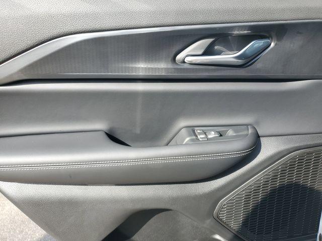 new 2025 Jeep Grand Cherokee car, priced at $33,324