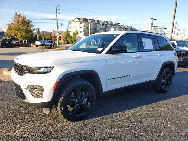 used 2024 Jeep Grand Cherokee car, priced at $37,392