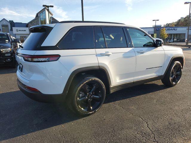 used 2024 Jeep Grand Cherokee car, priced at $37,392