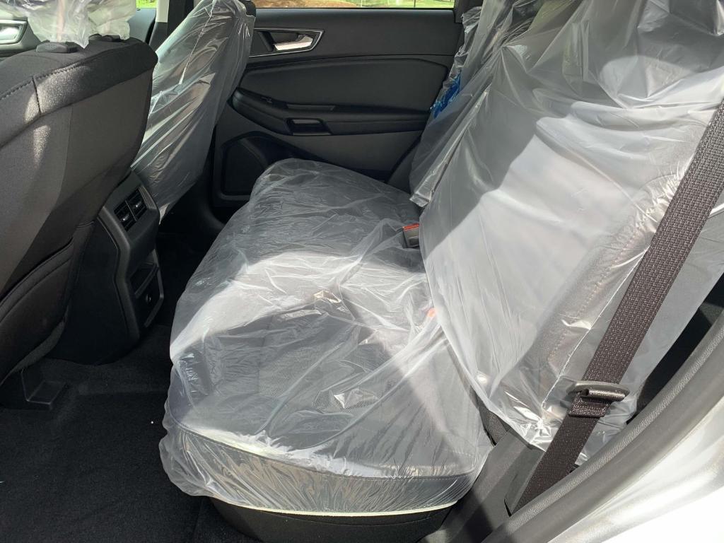 used 2024 Ford Edge car, priced at $29,999