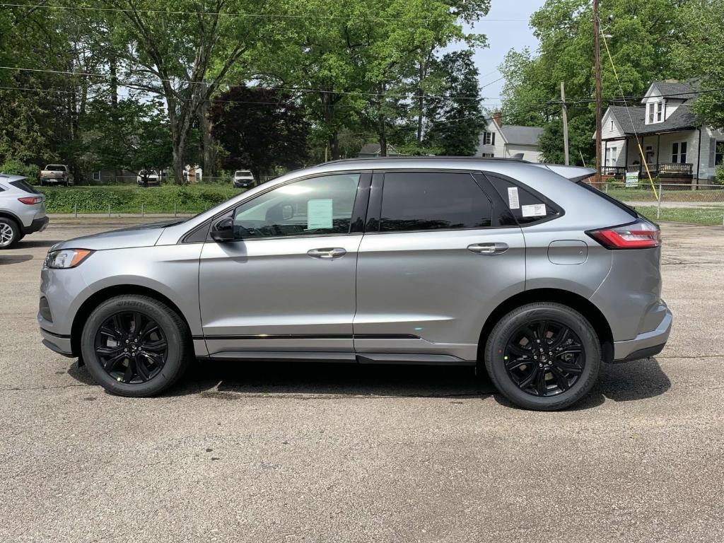 used 2024 Ford Edge car, priced at $29,999