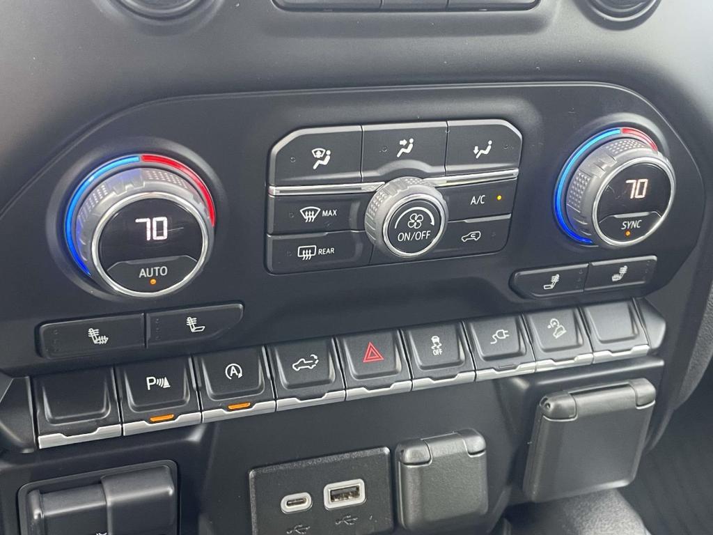 used 2021 Chevrolet Silverado 1500 car, priced at $33,469