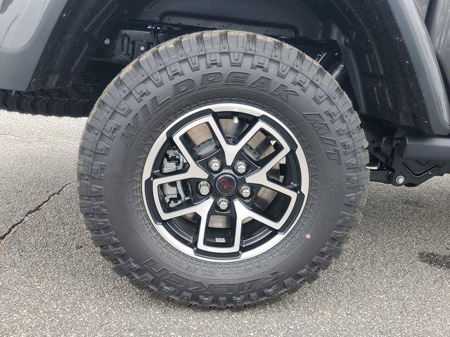 new 2025 Jeep Gladiator car, priced at $54,229