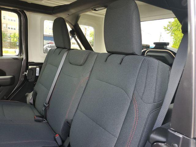 new 2025 Jeep Wrangler car, priced at $54,978