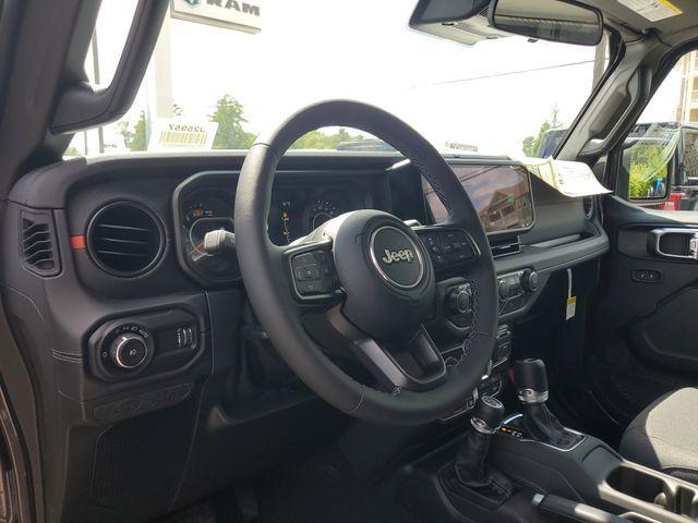 new 2025 Jeep Wrangler car, priced at $54,978