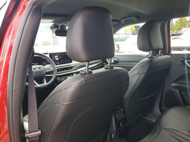 new 2026 Jeep Compass car, priced at $33,985