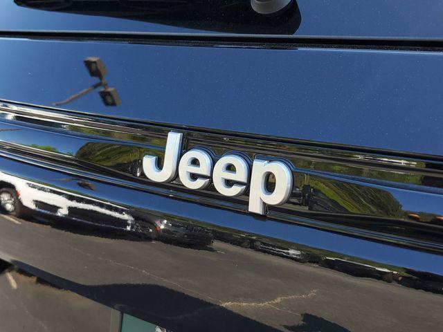 new 2025 Jeep Grand Cherokee car, priced at $55,532