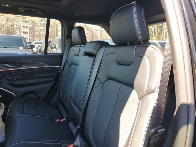 new 2025 Jeep Grand Cherokee car, priced at $55,532