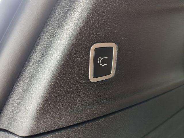 new 2025 Chrysler Pacifica Hybrid car, priced at $47,088