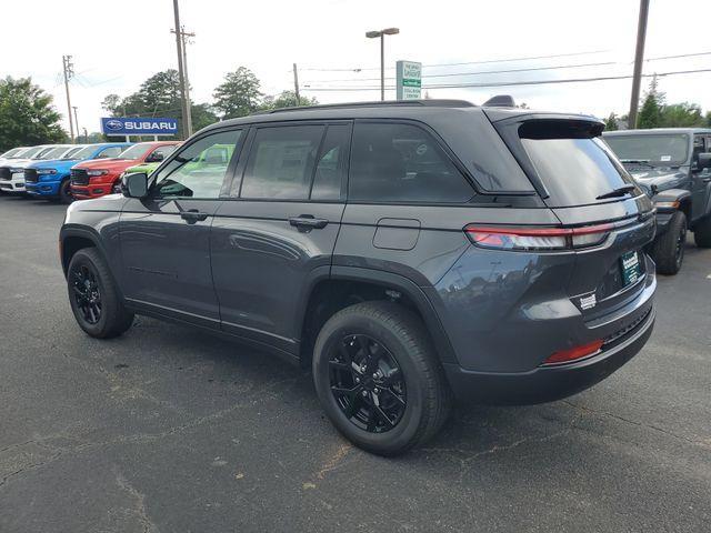 new 2025 Jeep Grand Cherokee car, priced at $39,141