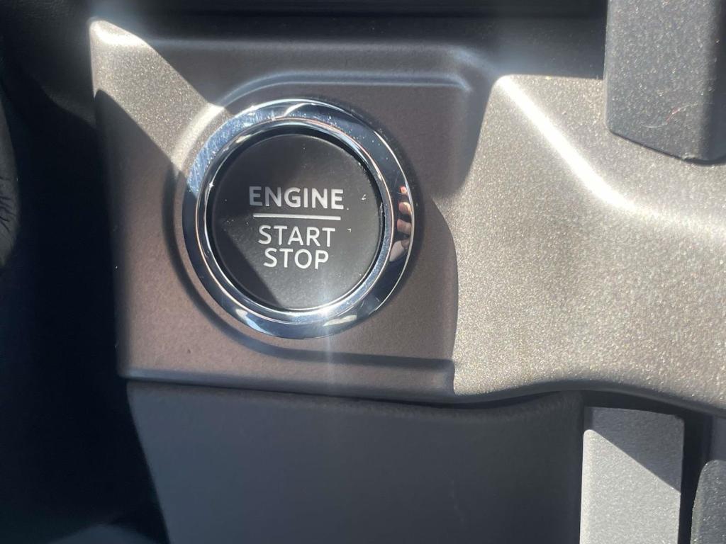 used 2024 Ford F-150 car, priced at $40,898