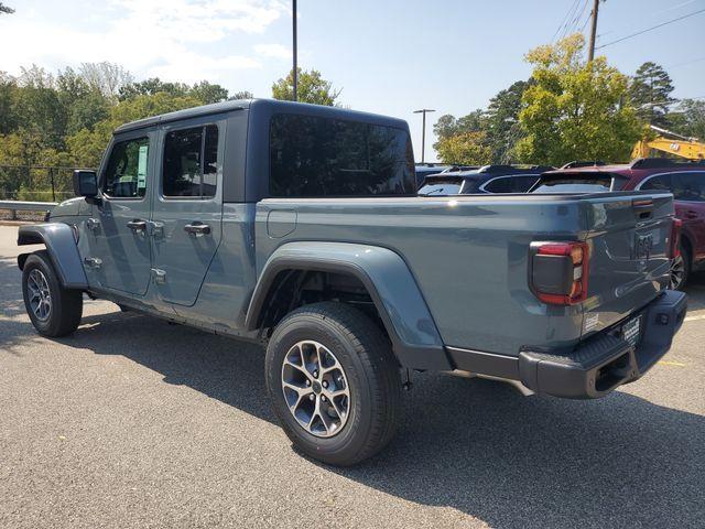 new 2025 Jeep Gladiator car, priced at $41,347
