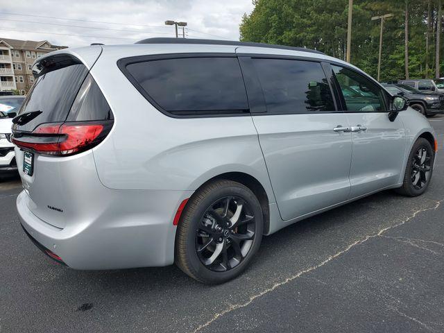 new 2026 Chrysler Pacifica car, priced at $50,423