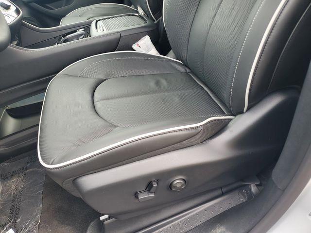 new 2026 Chrysler Pacifica car, priced at $50,423