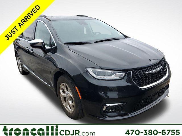 used 2022 Chrysler Pacifica car, priced at $33,991