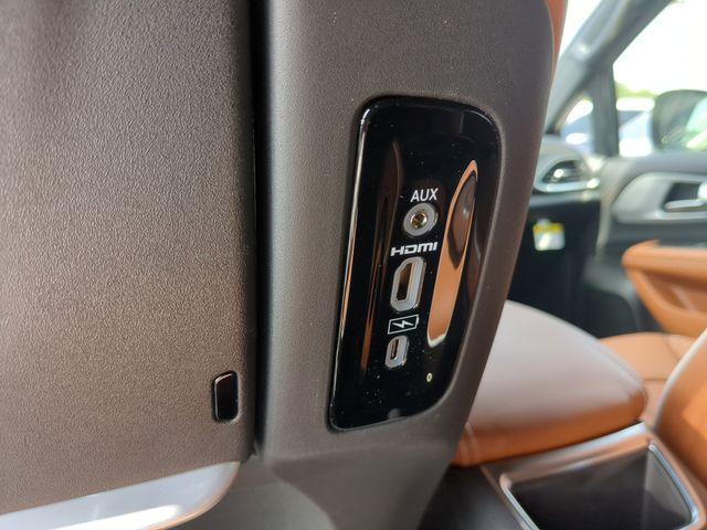 new 2025 Chrysler Pacifica Hybrid car, priced at $47,355