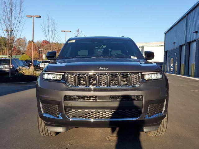 new 2025 Jeep Grand Cherokee L car, priced at $37,696