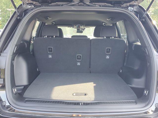 new 2025 Jeep Grand Cherokee car, priced at $33,860