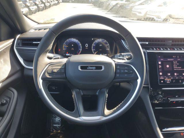 new 2025 Jeep Grand Cherokee car, priced at $33,860