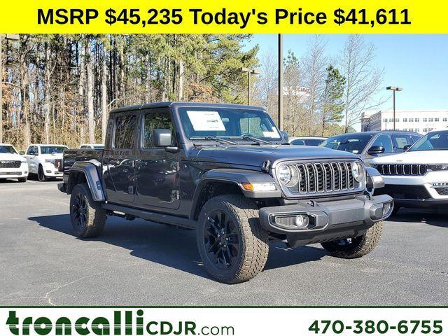 new 2025 Jeep Gladiator car, priced at $41,611