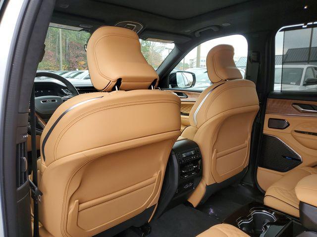 new 2025 Jeep Grand Cherokee L car, priced at $61,939