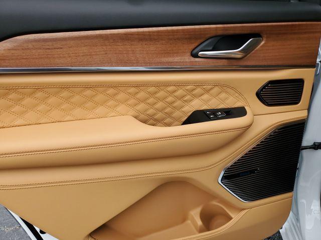 new 2025 Jeep Grand Cherokee L car, priced at $61,939