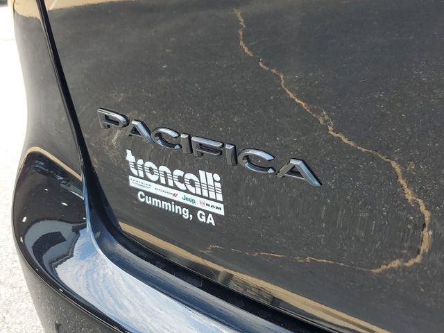 new 2025 Chrysler Pacifica car, priced at $45,405