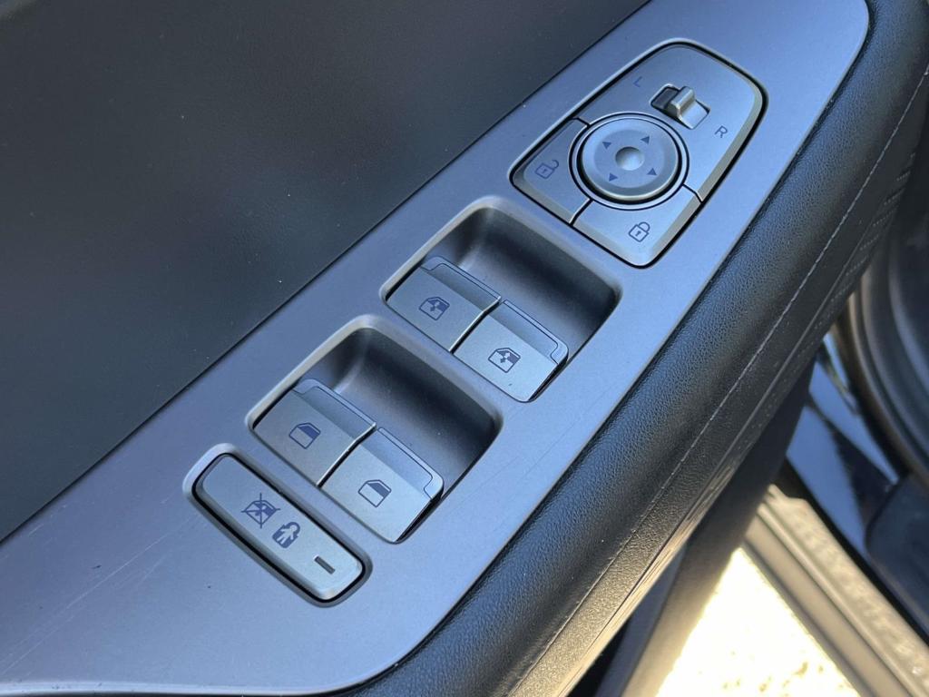 used 2024 Hyundai Palisade car, priced at $31,874