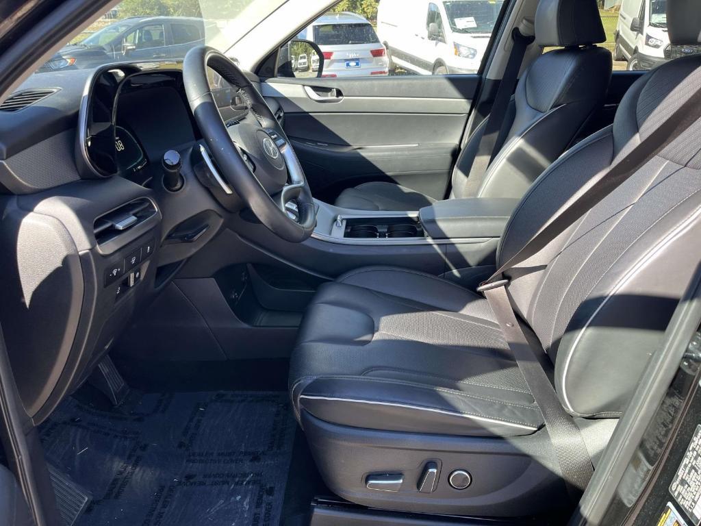 used 2024 Hyundai Palisade car, priced at $31,874