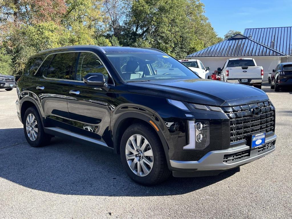 used 2024 Hyundai Palisade car, priced at $31,874
