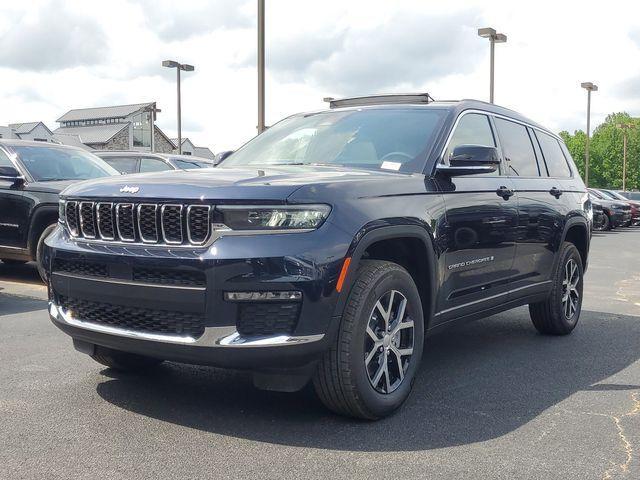 new 2024 Jeep Grand Cherokee L car, priced at $49,425