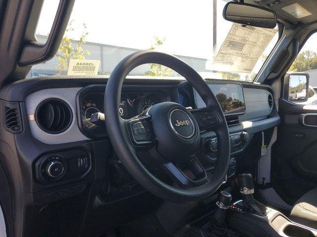 new 2026 Jeep Wrangler car, priced at $39,723