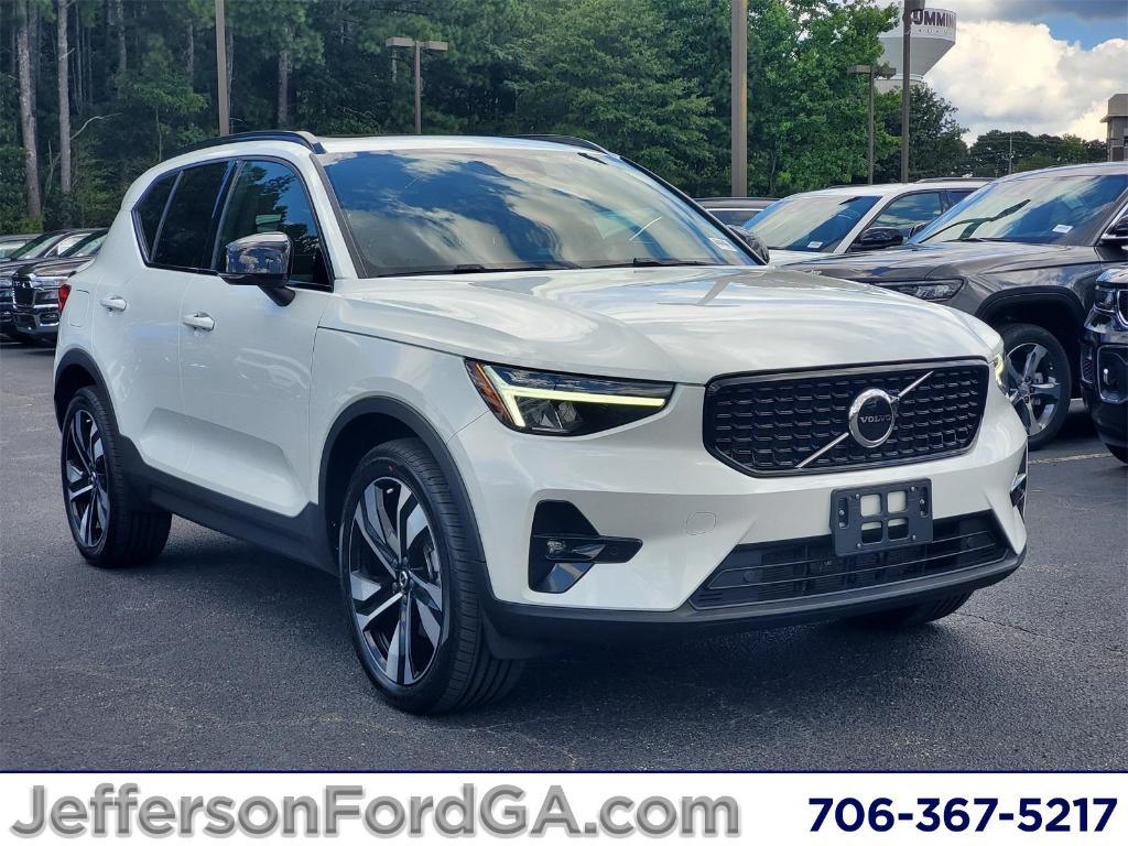 used 2023 Volvo XC40 car, priced at $29,709