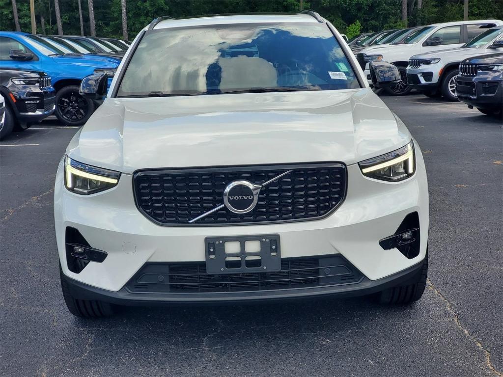 used 2023 Volvo XC40 car, priced at $29,975