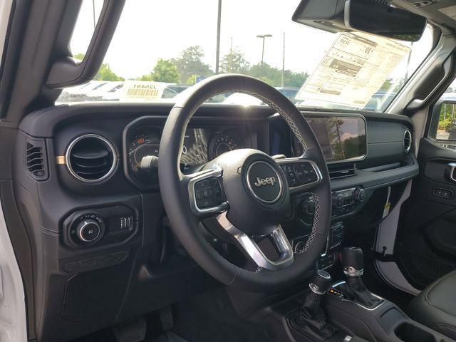 new 2025 Jeep Wrangler car, priced at $56,070