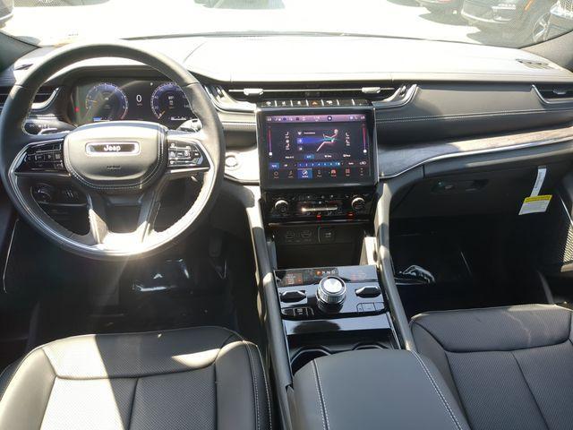 new 2025 Jeep Grand Cherokee car, priced at $55,532