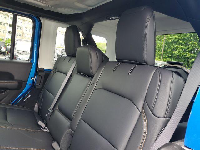 new 2025 Jeep Wrangler car, priced at $52,981
