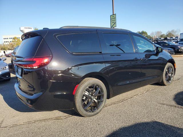 new 2026 Chrysler Pacifica car, priced at $50,203