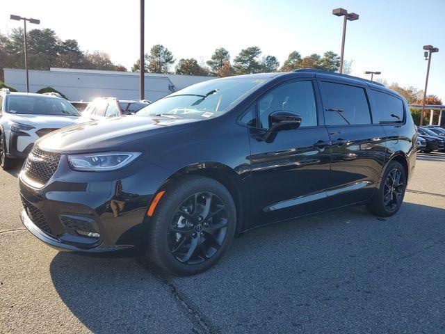 new 2026 Chrysler Pacifica car, priced at $50,203