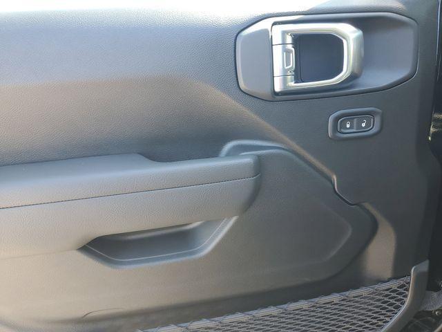 new 2026 Jeep Wrangler car, priced at $35,416