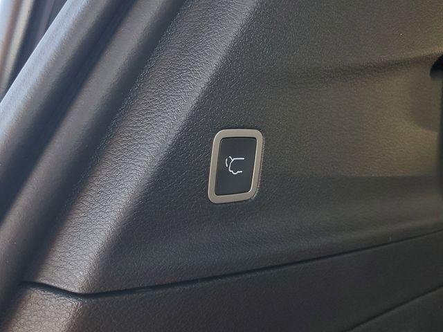 new 2026 Chrysler Pacifica car, priced at $48,286