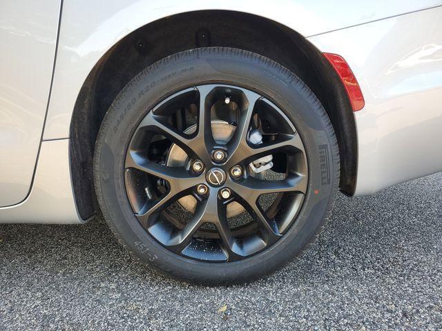 new 2026 Chrysler Pacifica car, priced at $48,286